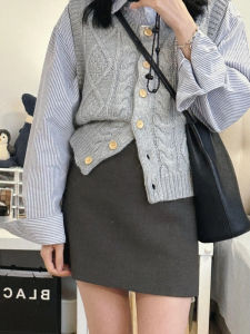 กระโปรงสั้นทรงเอเอวสูงผ้าขนสัตว์สีเทาสำหรับผู้หญิงในฤดูใบไม้ร่วงและฤดูหนาว 2025 กระโปรงสั้นเข้ารูปเข้ารูปแบบใหม่