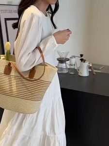 Belfoyer กระเป๋าสะพายทอ 2 สไตล์กระเป๋าถือทอขนาดใหญ่กระเป๋าสะพายเปลือกหอยกระเป๋าเดินทางวันหยุดที่เรียบง่าย