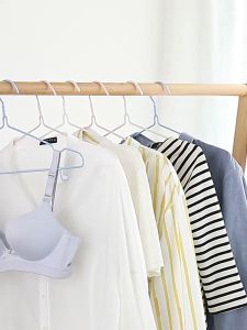 ไม้แขวนเสื้อเคลือบซีลีโคน พร้อมส่ง: 50ชิ้น, ป้องกันลื่น, ไม้แขวนผู้ใหญ่