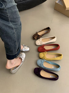 เงินข้อเท้ายาวรองเท้าแบนสําหรับผู้หญิงฤดูใบไม้ผลิฤดูใบไม้ร่วง Retro สไตล์ฝรั่งเศสรองเท้าไม่มีส้นส้นและ Soft Sole สีแดงหรืองาช้าง