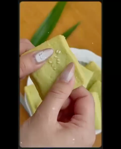 [Halal - Bisconut Coconut Biscuit]  Pandan Flavour 210g Vegan