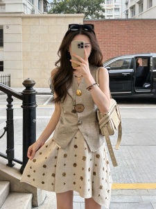 XUECAIQI | Slim Fitting Versatile British Style Skirt Outfit