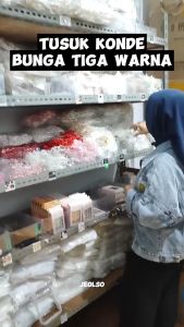 Tusuk konde tiga bunga