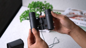APEXEL Teropong Binoculars Compact Zoom 8x21 - APS-8X21 - 5VTH01BK.mp4