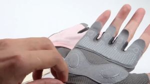 MK ถุงมือยกน้ําหนัก ถุงมือกีฬา กันลื่น ระบายอากาศได้ดี ทนต่อการเสียดสี เหมาะกับใส่ออกกําลังกาย เล่นโยคะกลางแจ้ง สําหรับผู้หญิง