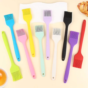 ALAT DAPUR SERBAGUNA KUAS MENTEGA SOSIS OLES / BAKING KUE BRUS SILIKON BESAR 26 CM