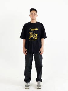 Moutley x Onic - Kaos Pria Lengan Pendek Oversized Fit Katun 16s Drinks CM080325