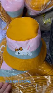 Topi bucket anak beruang terbaru pakai tali bucket anak motif hello kitty kelinci pakai tali imut topi anak perempuan model korea 2023