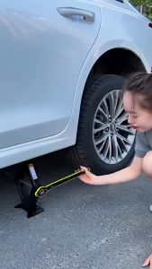 **【Ready stok + COD】Dongkrak Jembatan Mobil/dongkrak gunting/dongkrak buaya 1/2/3 ton/Dongkrak Ulir Dongkrak Manual/dengan kunci labor-saving wrench**