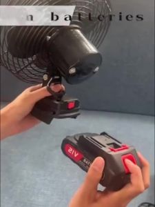 Kipas Bateri 8 Inch Cordless Rechargeable Fan Auto Oscillation Full Metal Portable Camping Fan Strong Wind 2 Speed Kipas Tahan Lama untuk Rumah Pejabat Outdoor 5-Year Warranty