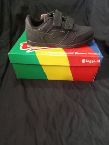 sepatu anak terbaru merk loggo