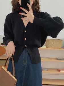 Áo Len Cardigan Ngắn Cổ Chữ V Màu Đen Cho Nữ Mùa Xuân Thu Phong Cách Mới Thiết Kế Áo Khoác Ngoài Kiểu Hàn Quốc Tay Dài