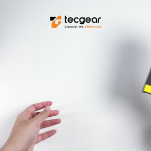 Tecgear Spark Slim Senter LED Ultra-Kompak Tahan Air 675 Lumens dengan Mode Fleksibel & Magnet