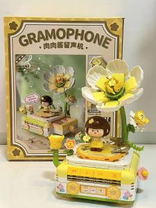 Chinese Building Blocks & Meat Potted Meat Paste: A Unique Birthday Gift for Girls