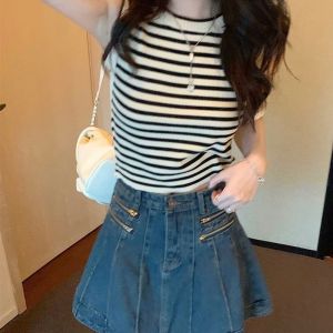 Elegant Spring 2026 New Fashionable Versatile Sleeveless Striped Knitted Camisole
