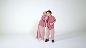 NIBRAS TERBARU RAYYA SERIES 2025 - ARETA NAVY (NIBRAS SARIMBIT KELUARGA 2025)\nNIBRAS TERBARU RAYYA SERIES 2025 - ARETA MAROON (NIBRAS SARIMBIT KELUARGA 2025)\nNIBRAS TERBARU RAYYA SERIES 2025 - ARETA PASTEL GREEN (NIBRAS SARIMBIT KELUARGA 2025)