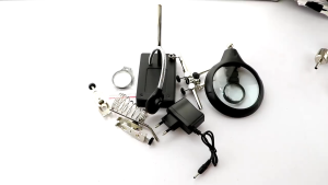 Taffware Alat Pegangan Solder Listrik Dudukan Solder Kaca Pembesar Penjepit PCB Lampu LED