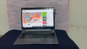 FUJITSU Tablet Q736 Unknown / Core i5 gen 6 / 4G Ram / 128G Ssd / 13.3" inch มาพร้อมคีย์บอดร์ มีปากกาในตัว มีกล้องหน้า/หลัง