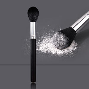 แปรงไฮไลท์เนื้อนุ่มสำหรับผู้เริ่มต้น 1 ชิ้น แปรงเกลี่ย แปรงปัดแก้ม แปรงคอนทัวร์ แปรงแต่งหน้าอเนกประสงค์