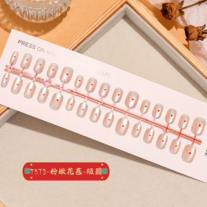 Short round Shape Finished Handmade Nail Art Cat Eye Pre Made Wearable False Nails Professional Salon Quality Nail Tips
