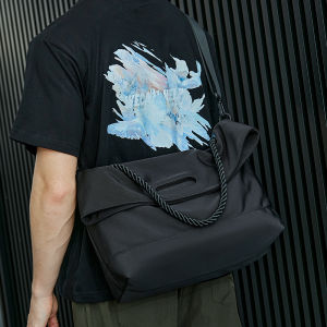 Túi Đeo Chéo Nylon Đơn Giản Màu Trơn Phong Cách Đường Phố Đeo Chéo Đựng Máy Tính 12 Inch Túi Đeo Vai Thường Ngày