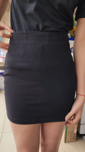 Chân váy bút chì công sở ngắn ôm body by TIMI Fashion Chất Umi Hàn loại 1 co giãn 4 chiều Có khóa kéo Có túi Có lót an toàn [AFF]