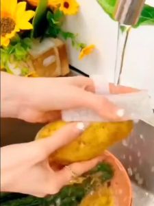 Kitchen Cleaning Tools Silicone Dish Scrubber Crevice Brush Household Fruit and Vegetable Clean Brush Cleaning Accessories