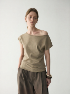 INSIS FEMME | Short Flared Sleeve T-shirt