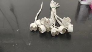 WR ขั้วรับหลอด GU 5.3 (Mr.16) / G4 (Mr.11) / GY6.35 (Capsule) 12-220V พร้อมสาย ยาว 15 CM แบบ กลม ขั้วรับหลอด ฮาโลเจน แคปซูล LED