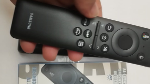 Điều khiển Samsung TV Vion thông minh với giọng nói nhỏ gọn & dùng thay thế tất cả tivi sam sung giọng nói