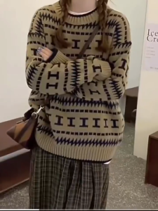 Nomi Sweater Rajut Jacquard Longgar Leher Bulat Terbaru / Atasan Pullover Rajut Wanita Premium