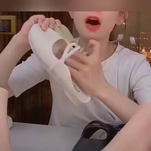 KORS สลิปออนผู้หญิง รองเท้าแตะเป่าโถวสำหรับผู้หญิงรองเท้าแตะผู้หญิงสำหรับฤดูร้อน