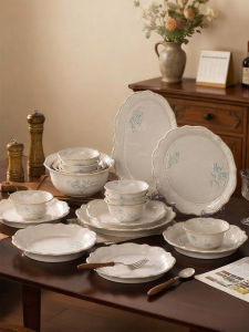 Yomerto | Underglaze Ceramic Dinnerware Set
