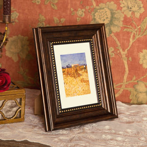 Qiaoyue | Aesthetic Green Retro Picture Frame High-End Display
