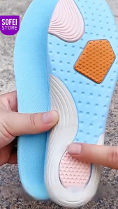 แผ่นรองพื้นรองเท้าแบบรองรับอุ้งเท้า พื้นรองเท้าแบบ EVA น้ำหนักเบา ระบายอากาศได้ดีสำหรับวิ่ง