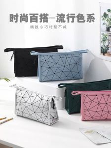 กระเป๋าใส่แปรงแต่งหน้าความจุขนาดใหญ่ ทนทานต่อการซัก ป้องกันการซึมผ่านของน้ำ ประหยัดพื้นที่ อุปกรณ์เสริมสำหรับเครื่องสำอาง