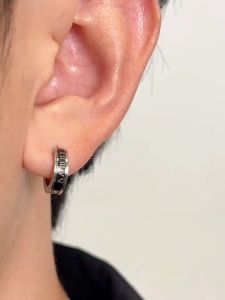 1 คู่ ต่างหูห่วงตัวเลขโรมัน สไตล์เกาหลี เรียบหรู ใส่ได้ทุกโอกาส