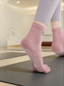 Keep | Anti-slip Five-finger Yoga Socks