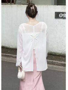 plus Size Butterfly Back Hollow out Long Sleeve T-Shirt Women Summer Thin Cover up Shirt round Neck Regular Length Top