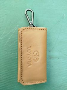 Gantungan Kunci Kulit Asli Karakter Mobil / Gantungan Kunci Kulit Asli Lipat 3