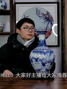 Vại Sứ Trắng Xanh Vẽ Tay cho Trang Trí Nhà