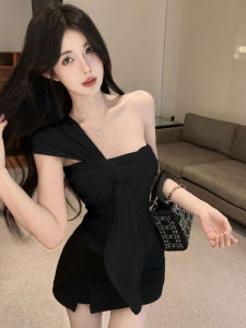 GUZILIAN | เสื้อกั๊กแขนกุดทรงหลวมสไตล์ฝรั่งเศสสำหรับผู้หญิง ดีไซน์เก๋ไก๋ ไม่สมมาตร แขนกุด เซ็กซี่ ใส่ได้หลากหลายโอกาส