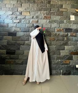 Abaya Turky Katun Wolfis List Putih Nyaman di pakai dan Elegant by Elles