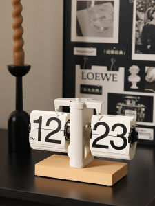 Luxurious Automatic Page Turning Clock Desktop Vintage Mechanical Tabletop Digital Clock Creative Living Room Decor