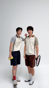 KINS 19 STUDIO |  GLOWZIP KNIT POLO เสื้อโปโลคินส์ [KN129]