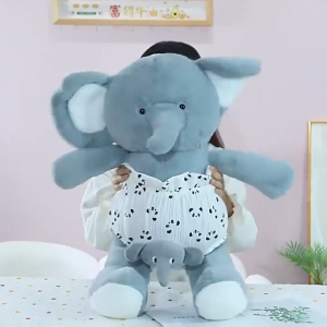 [ใหม่] ตุ๊กตาสัตว์ป่านุ่มฟู! ช้างน้อยจอมซน🏃 ♥ เนื้อผ้าเกรดเด็กไม่ระคายผิว ✨ ฟรีถุงของขวัญ+การ์ด‼️ (2ไซส์เลือก)