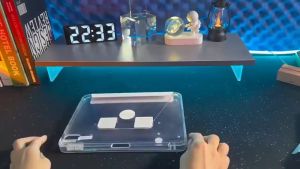 【หมุนตั้งได้】เคสสำหรับไอแพด คริสตัล หน้าใส-หลังใส Air7/6 11นิ้ว(M2/M3) Air5 Air4 gen7 gen8 gen9 10.2 pro11 gen6 gen5case ipadGen10 /Gen11 A16 pro12.9 mini6/7 Air2/Air1 หมุนได้ 360° มีช่องปากกา Crystal Glass Case