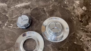 Logo chụp mâm ốp lazang bánh xe ô tô Maybach hợp kim nhôm BC-1100MB