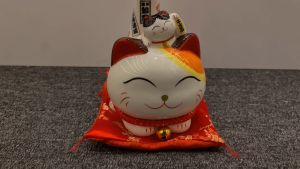 Long Tail Fortune Cat