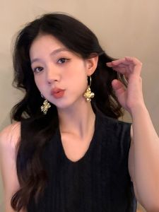 Gold Circle Flower Dangle Earrings Women Exaggerated Luxury round Face Slimming Ear Jewelry Korean Style Fashion Accessories